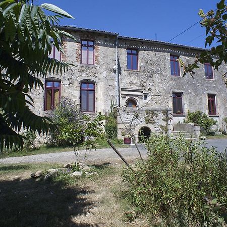 Logis De Riparfonds Bed & Breakfast Bressuire Dış mekan fotoğraf
